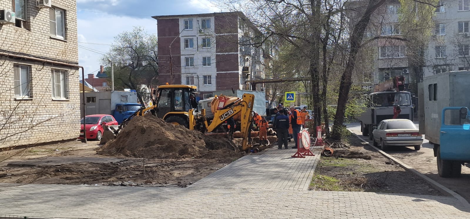 На улице Ботвина произвели ремонт канализации